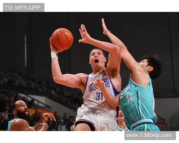 CBA青岛与天津精彩对决录像回放全程回顾与分析