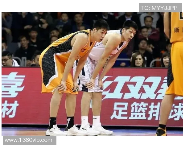 任骏飞带领球队再创辉煌展现领袖风范与拼搏精神的篮球之路 任骏飞带领球队再创辉煌展现领袖风范与拼搏精神的篮球之路