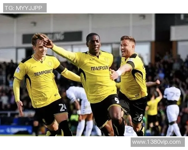 伯顿与巴恩斯利激战回顾双方精彩表现与战果分析