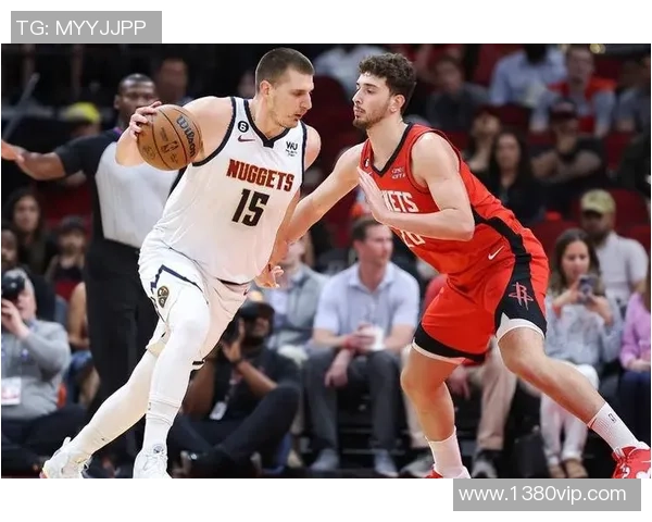 夏季联赛精彩对决掘金与火箭争锋相对展现篮球魅力与团队合作精神