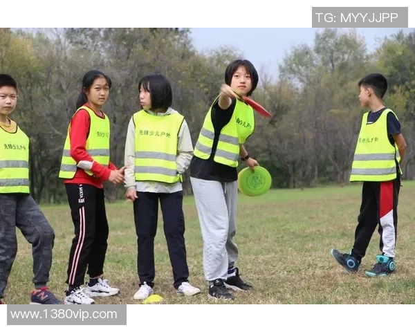 飞盘战术解析:深入探讨北京飞盘队的创新防守体系与战术布局MBA 飞盘战术解析:深入探讨北京飞盘队的创新防守体系与战术布局MBA