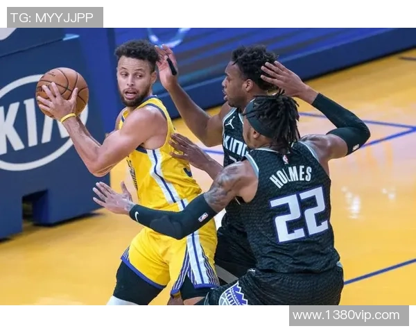 2021年勇士与国王精彩对决中文回放全场集锦与分析