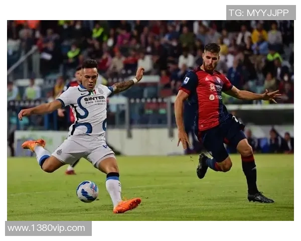 意甲激战卡利亚里迎战都灵双方争夺三分的精彩对决